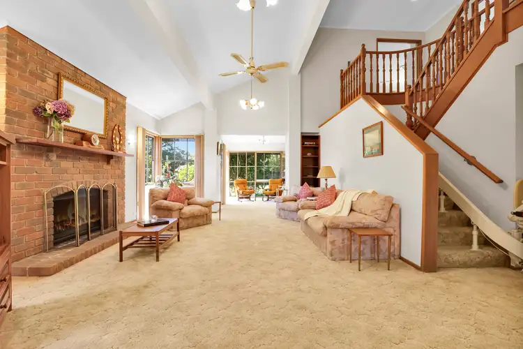 Second view of Homely house listing, 5 Keyte Court, Bairnsdale VIC 3875