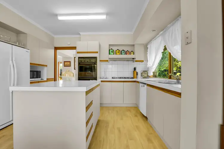 Fourth view of Homely house listing, 5 Keyte Court, Bairnsdale VIC 3875