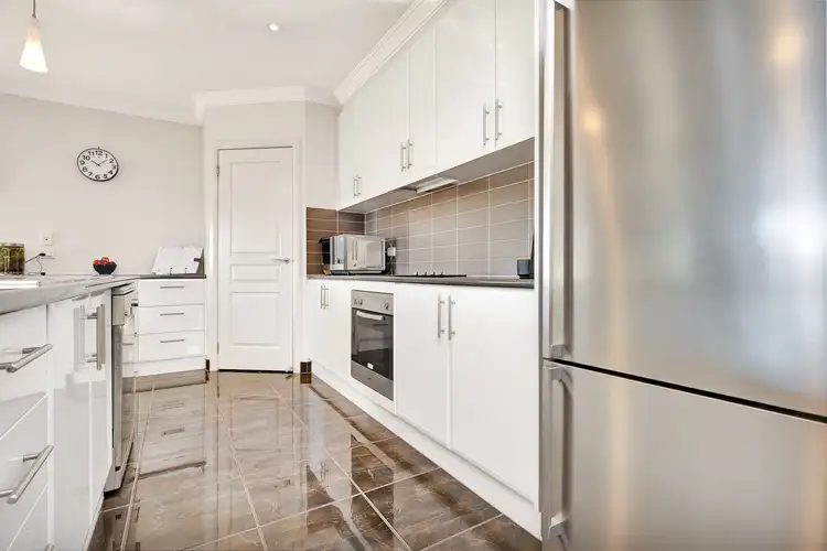 Sixth view of Homely house listing, 9 Bozzi Court, Mildura VIC 3500