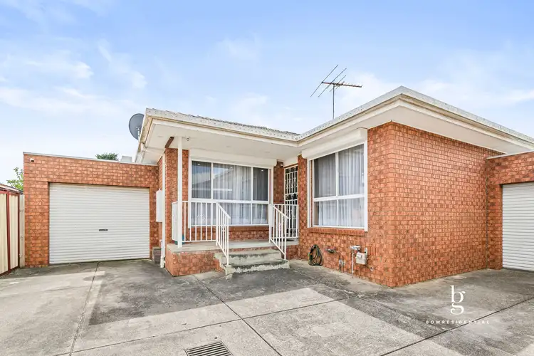 2/60 Mitchell Crescent, Meadow Heights VIC 3048