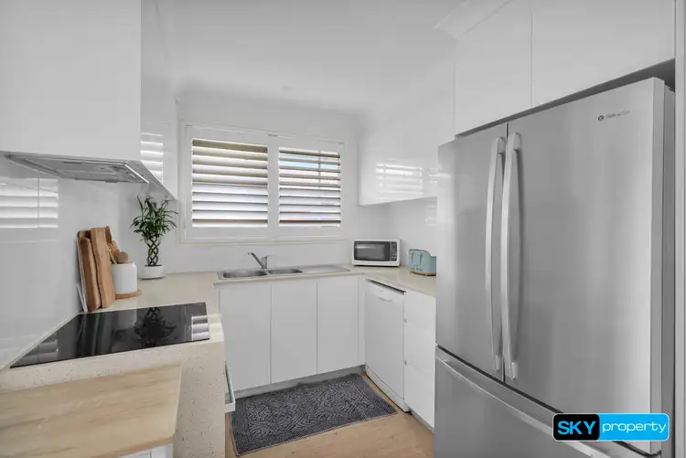 Fifth view of Homely house listing, 2 Hibiscus Court, St Clair NSW 2759