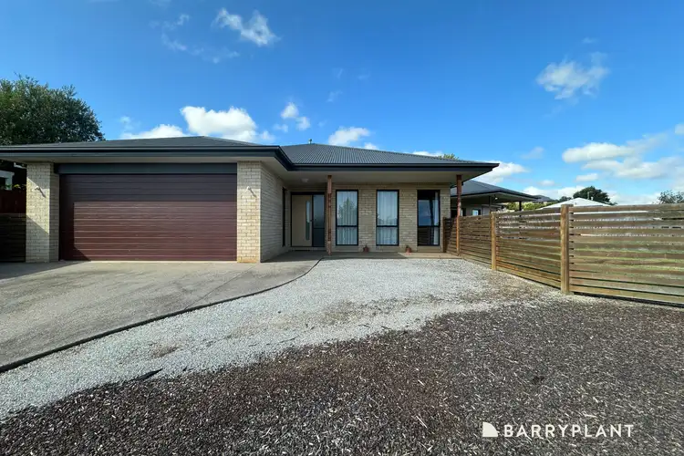 19 Rimfire Avenue, Drouin VIC 3818