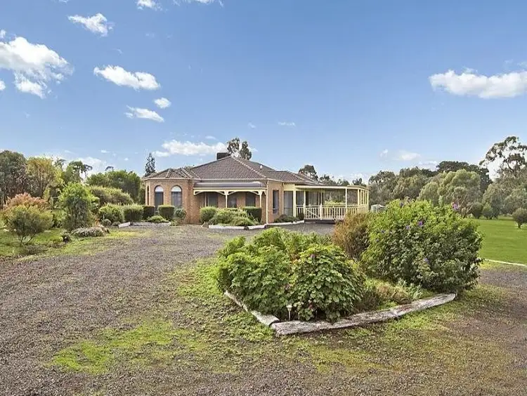 Second view of Homely house listing, 9 Guthrie Court, Wallan VIC 3756