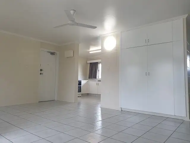 6/22 Mitchell Street