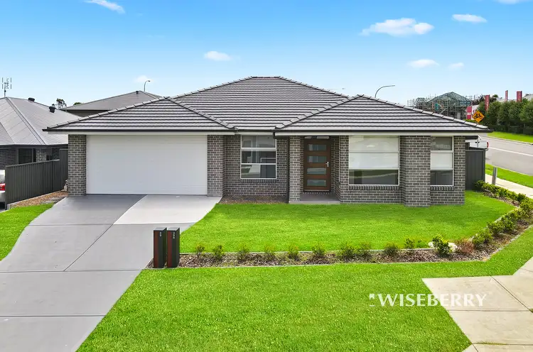 Main view of Homely house listing, 39 and 39a Caravel Street, Hamlyn Terrace NSW 2259