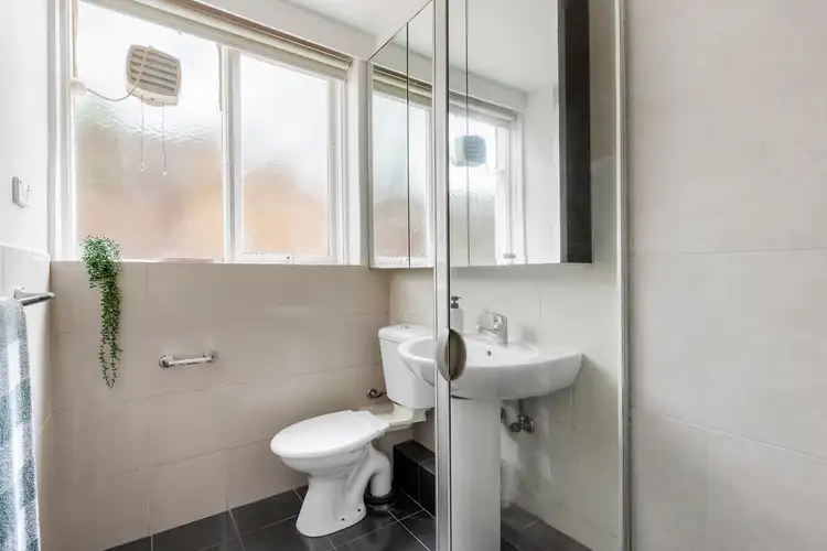 Sixth view of Homely apartment listing, 5/74 Denbigh Road, Armadale VIC 3143