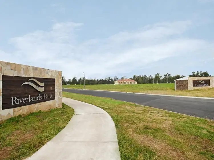 32 Parklands Circuit, Mareeba QLD 4880
