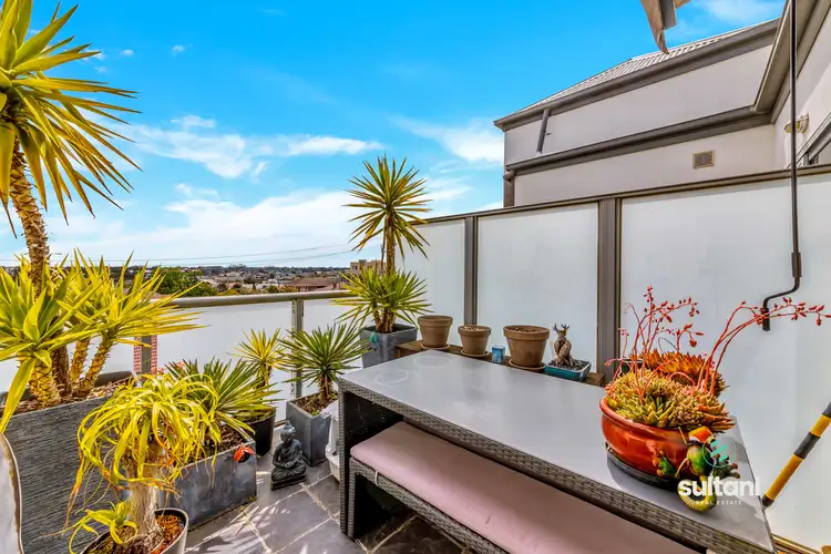 Third view of Homely apartment listing, 27/3-5 Hutton Street, Dandenong VIC 3175