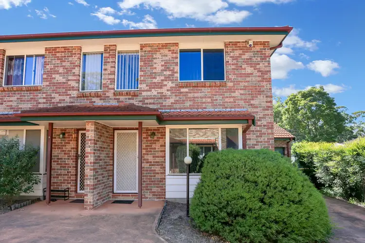 6/4 Obi Lane, Toongabbie NSW 2146