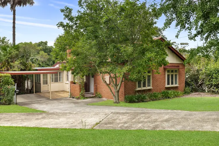 11 Lisgar Road, Hornsby NSW 2077