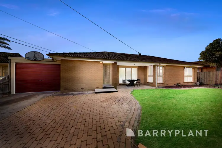 13 Corunna Avenue, St Albans VIC 3021