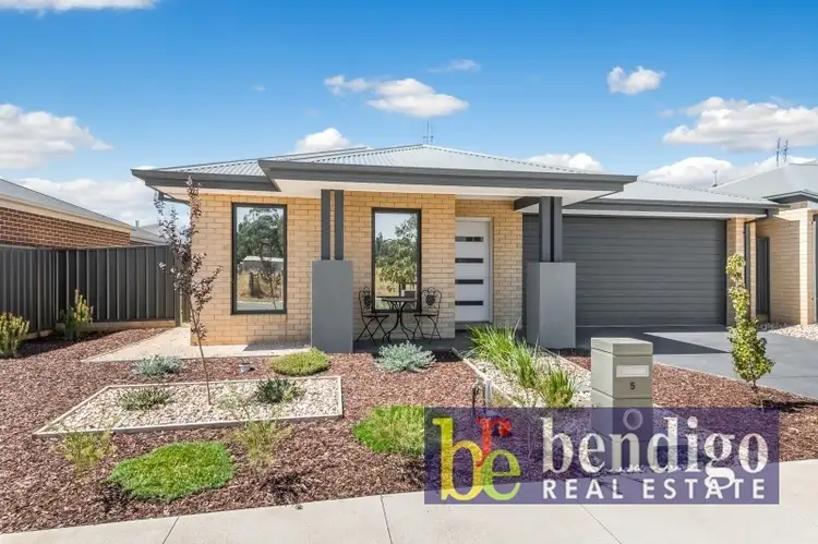 5 Strathloddon Drive, Strathfieldsaye VIC 3551