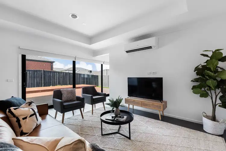 Fifth view of Homely house listing, 4 Filly Circuit, Sunbury VIC 3429