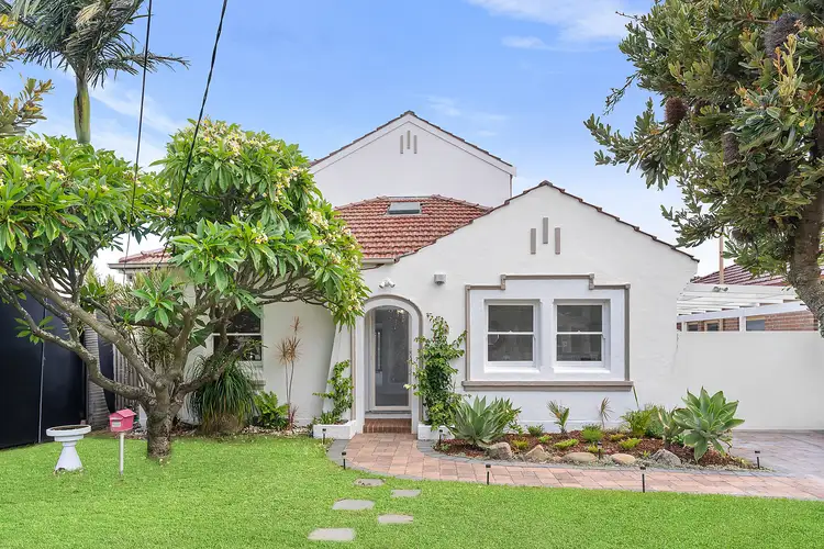 18 Lakeside Avenue, Monterey NSW 2217