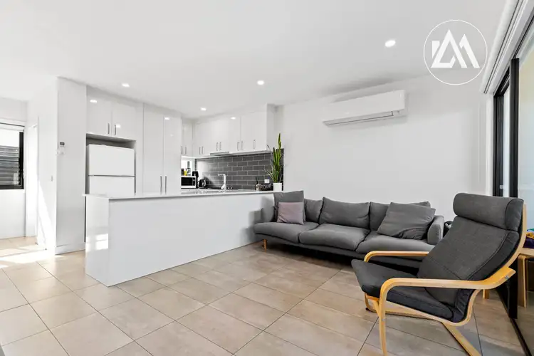Third view of Homely townhouse listing, 2/16 Mereweather Avenue, Frankston VIC 3199
