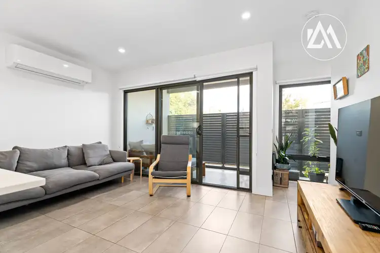 Sixth view of Homely townhouse listing, 2/16 Mereweather Avenue, Frankston VIC 3199
