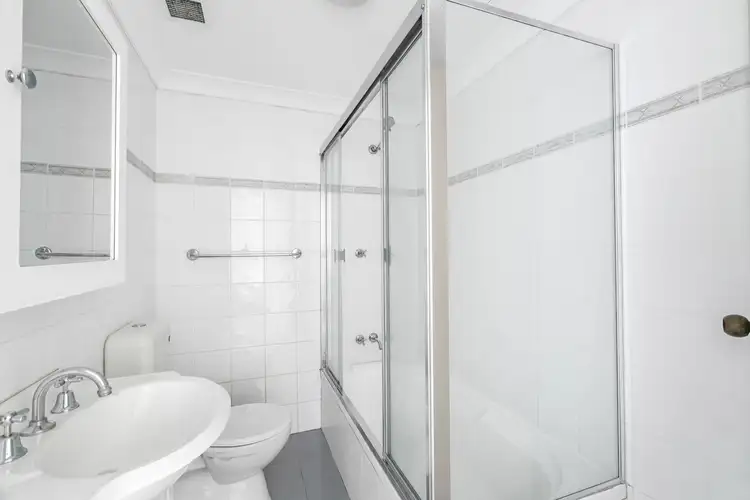Sixth view of Homely apartment listing, 15/74-80 Willis Street, Kingsford NSW 2032