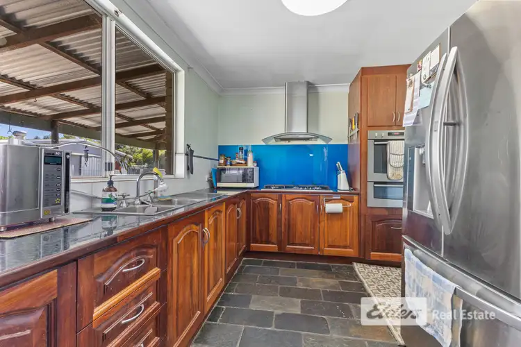 167 Railway Parade, Allanson WA 6225