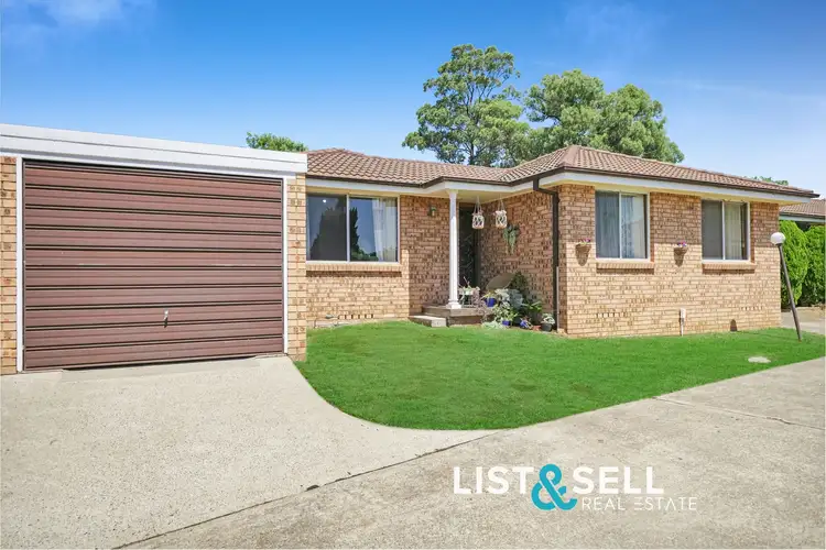 10/4 Sitella Place, Ingleburn NSW 2565