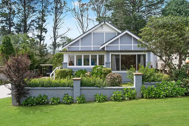 10 Warialda Street, Katoomba NSW 2780