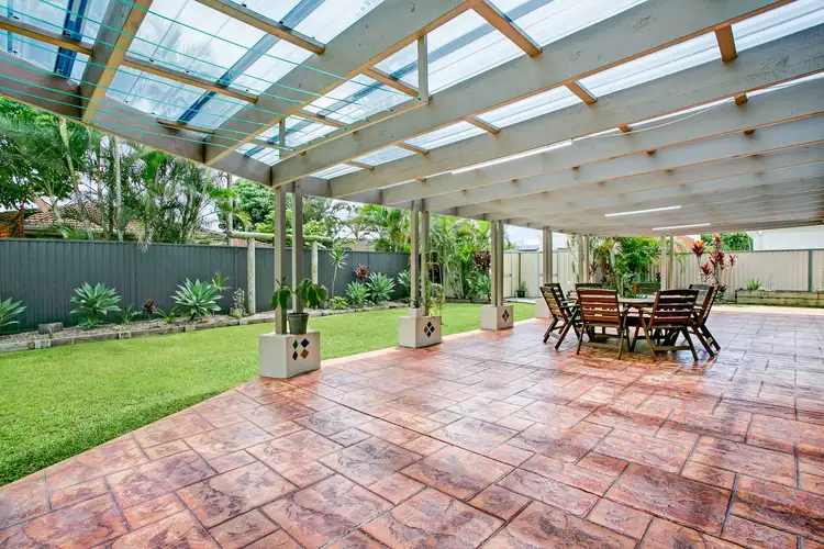 141 Hooker Boulevard, Broadbeach Waters QLD 4218