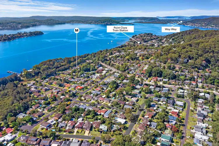 Sixth view of Homely house listing, 10 Jindalee Avenue, Point Clare NSW 2250