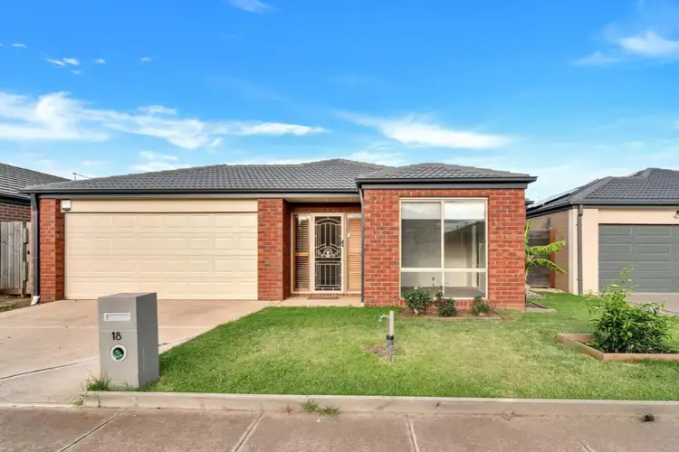 18 Canary Close