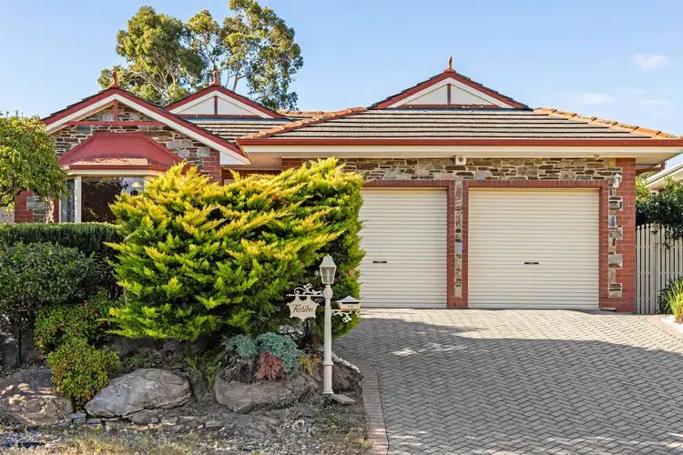 14 Cranbourne Drive, O'halloran Hill SA 5158