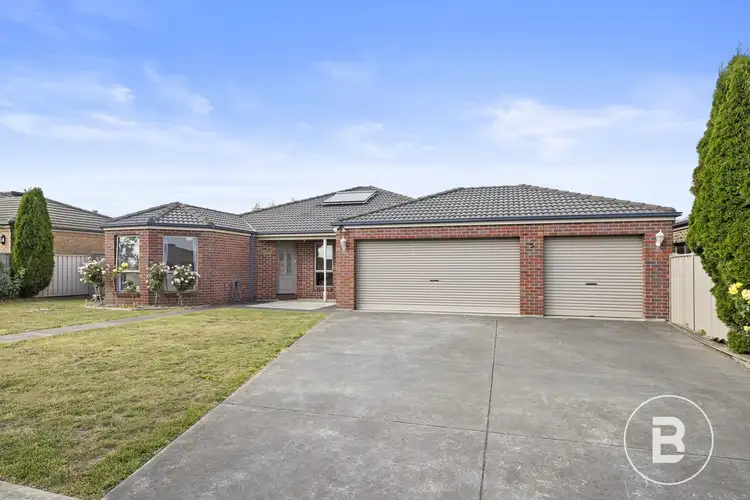 Second view of Homely house listing, 11 Boulevarde Drive, Alfredton VIC 3350
