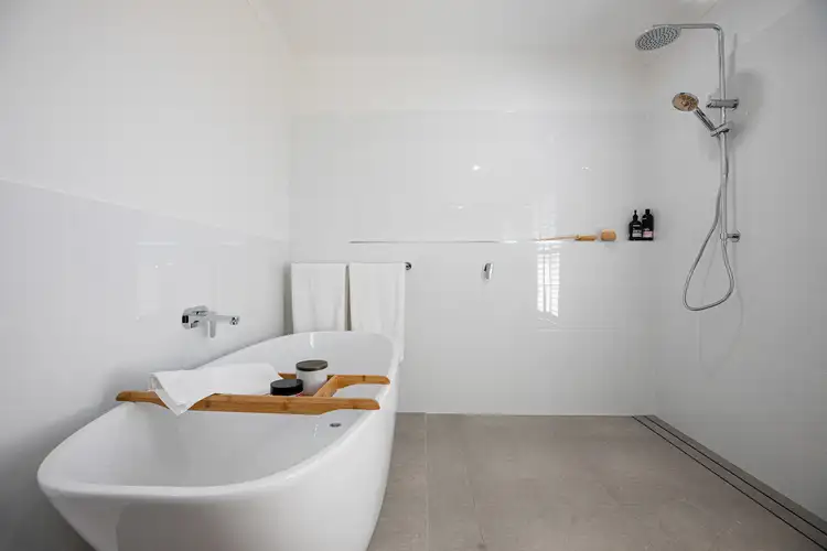 Sixth view of Homely house listing, 52 Norwood Parade, Beaconsfield QLD 4740