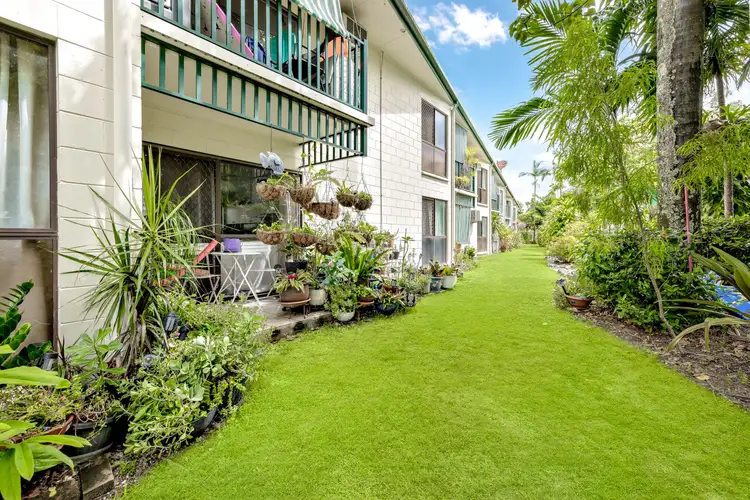 Main view of Homely unit listing, 6/9 Vivian Close, Westcourt QLD 4870