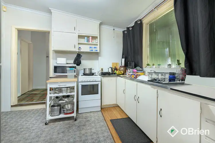 Fifth view of Homely house listing, 6 Bundara Court, Frankston VIC 3199
