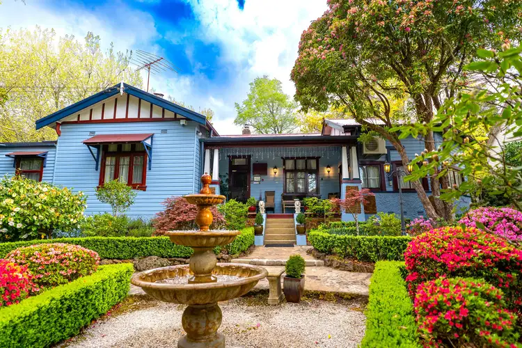 9-11 Brentwood Avenue, Blackheath NSW 2785