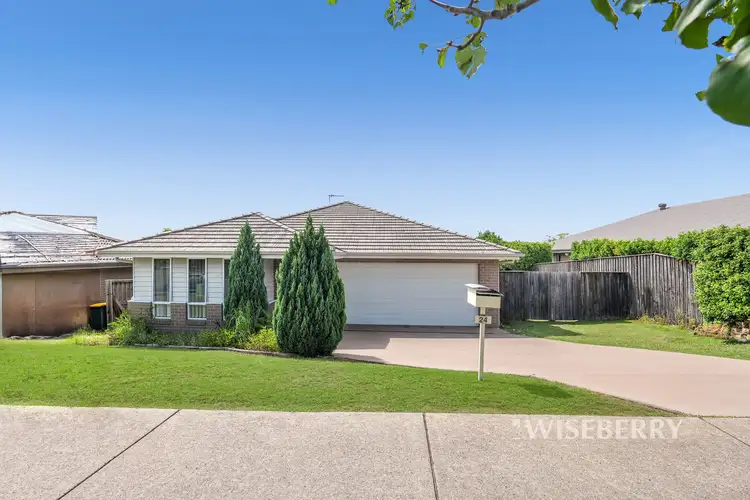 24 McKeachie Drive, Aberglasslyn NSW 2320