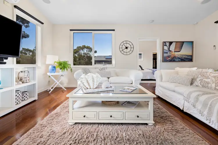Second view of Homely house listing, 6 Georgiana Place, Mccrae VIC 3938