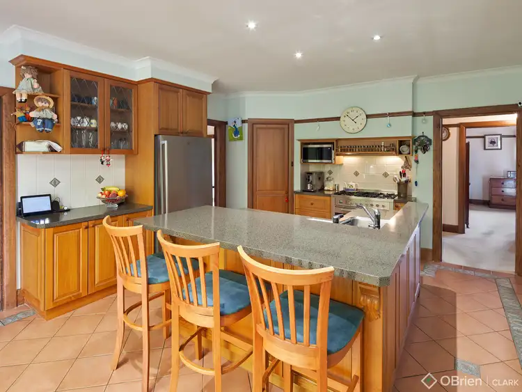 Fourth view of Homely house listing, 2 Hunter Crescent, Warragul VIC 3820