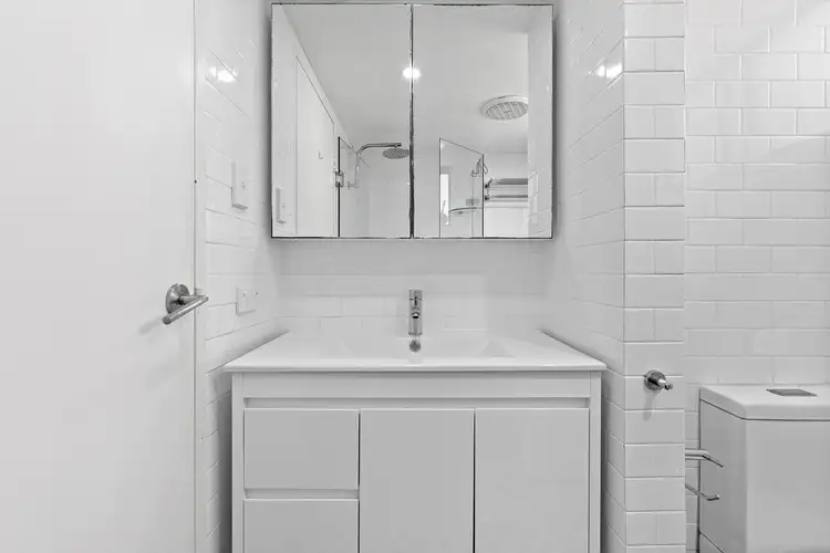 Sixth view of Homely studio listing, 605/145 Victoria Street, Potts Point NSW 2011