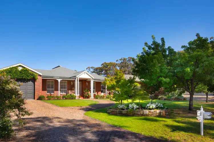 31 Martin Street, Mckenzie Hill VIC 3451