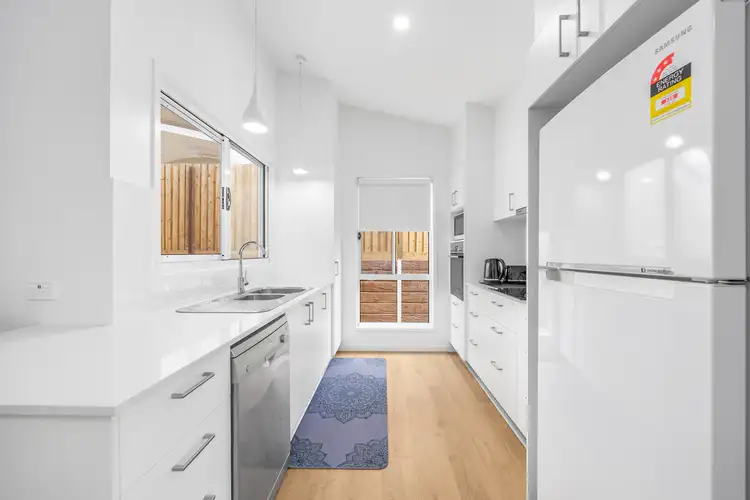 283/2-20 Island View Drive, Urangan QLD 4655