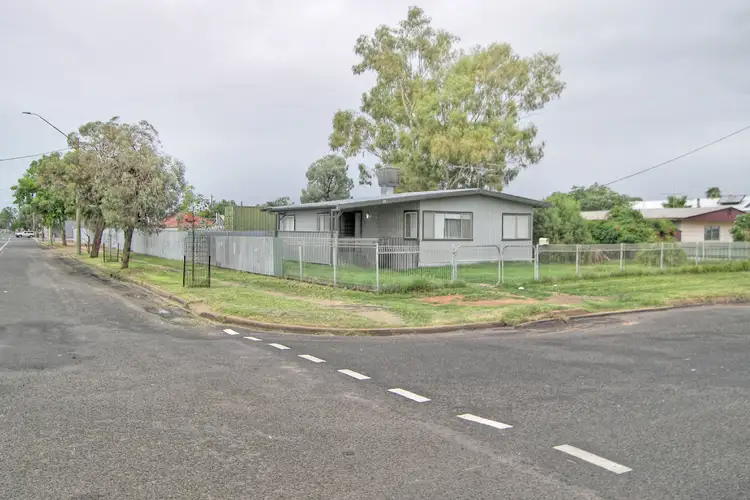 42 Tudor Street, Bourke NSW 2840
