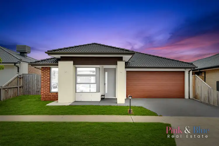 28 Restful Way, Rockbank VIC 3335