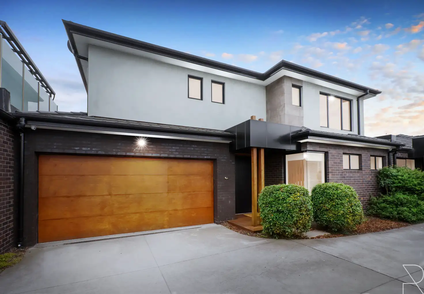 Main view of Homely townhouse listing, 2/24 Maddox Road, Newport VIC 3015
