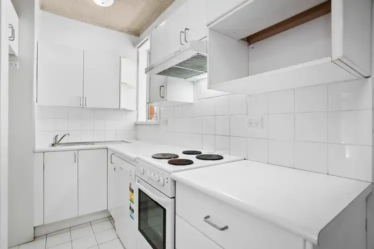 Fifth view of Homely apartment listing, 8/104 Crown Road, Queenscliff NSW 2096