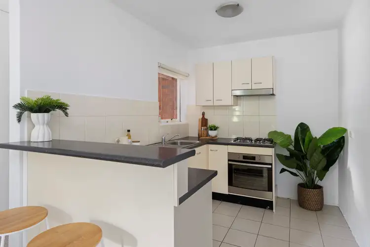 Third view of Homely apartment listing, 4/1 Hawkesbury Avenue, Dee Why NSW 2099