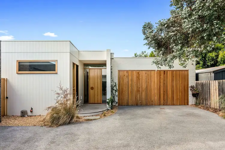 2/13 Grenville Grove, Capel Sound VIC 3940