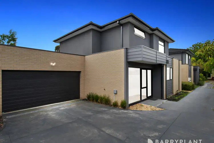 2/51 King Parade, Knoxfield VIC 3180