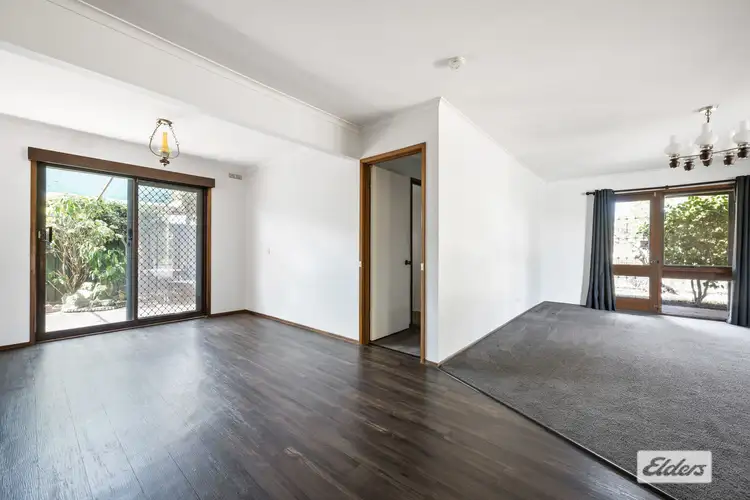 Fifth view of Homely house listing, 10 Allambie Crescent, Wodonga VIC 3690