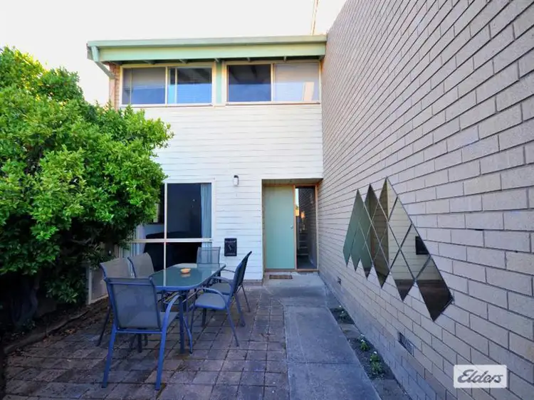 Main view of Homely townhouse listing, 4/429 Griffith Road, Lavington NSW 2641