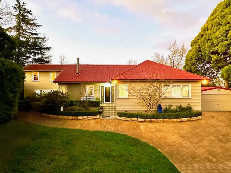 159 Blaxland Road, Wentworth Falls NSW 2782