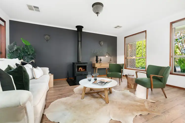 27 Jarrah Court, East Albury NSW 2640